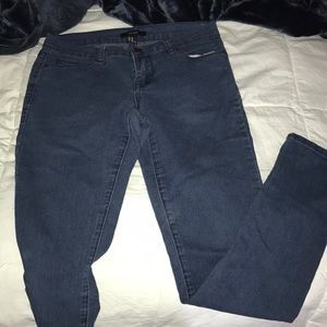 Comfortable skinny jeans